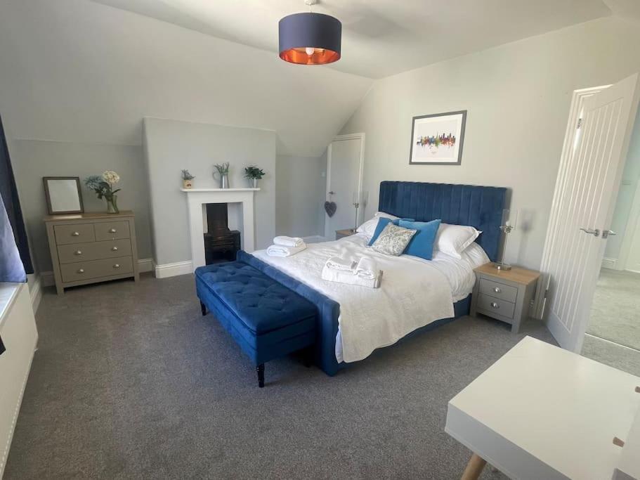 Three Storey Clifton Town House Bristol Exterior photo